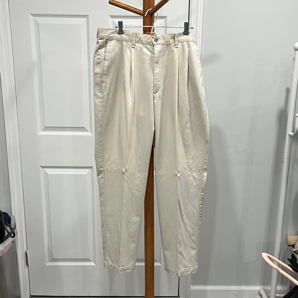Men's Dockers Cream Chinos size 38 x 30 worn once